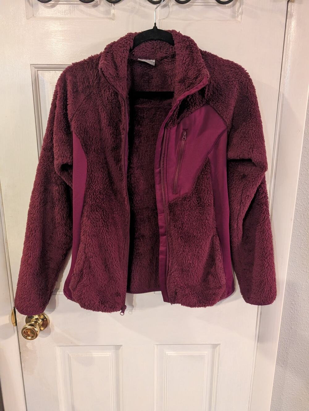 Columbia | Plum Zip Up Fuzzy Jacket | Small